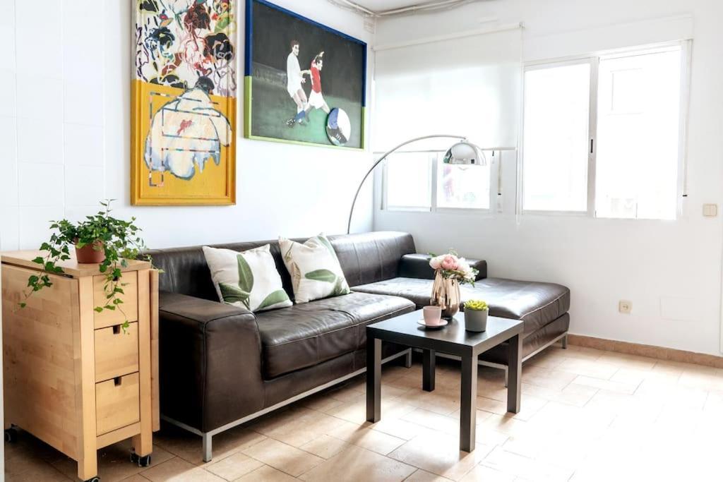 Flat For Groups 8 People In Gran Via-Cgrac4 Apartment Madrid Exterior photo