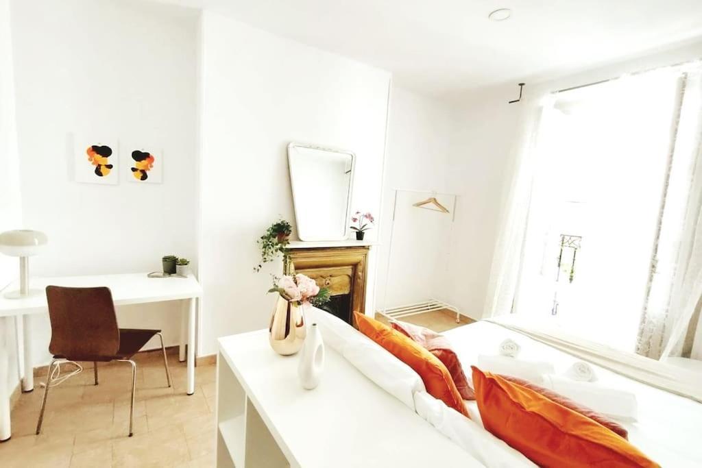 Flat For Groups 8 People In Gran Via-Cgrac4 Apartment Madrid Exterior photo