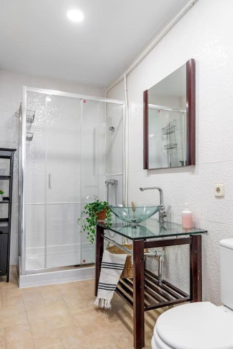 Flat For Groups 8 People In Gran Via-Cgrac4 Apartment Madrid Exterior photo